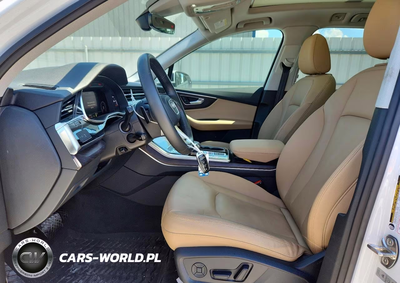 2020 Audi Q7 Premium VIN:WA1AXAF76LD000120 - 7