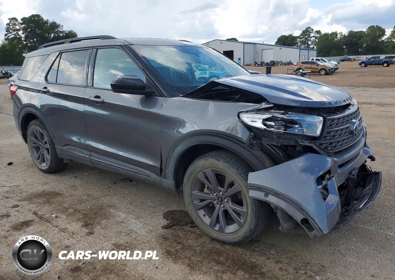 2023 Ford Explorer Xlt VIN:1FMSK7DH6PGB44290 - 4