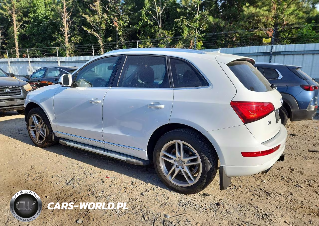 2016 Audi Q5 Premium VIN:WA1C2AFP5GA051137 - 2