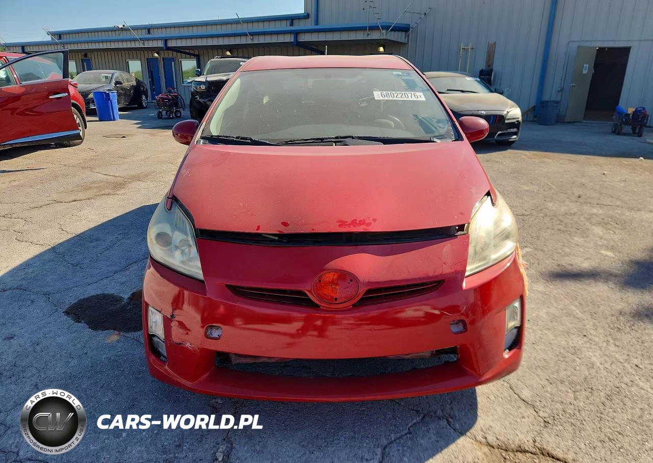2011 Toyota Prius Two VIN:JTDKN3DU2B0317080 - 5
