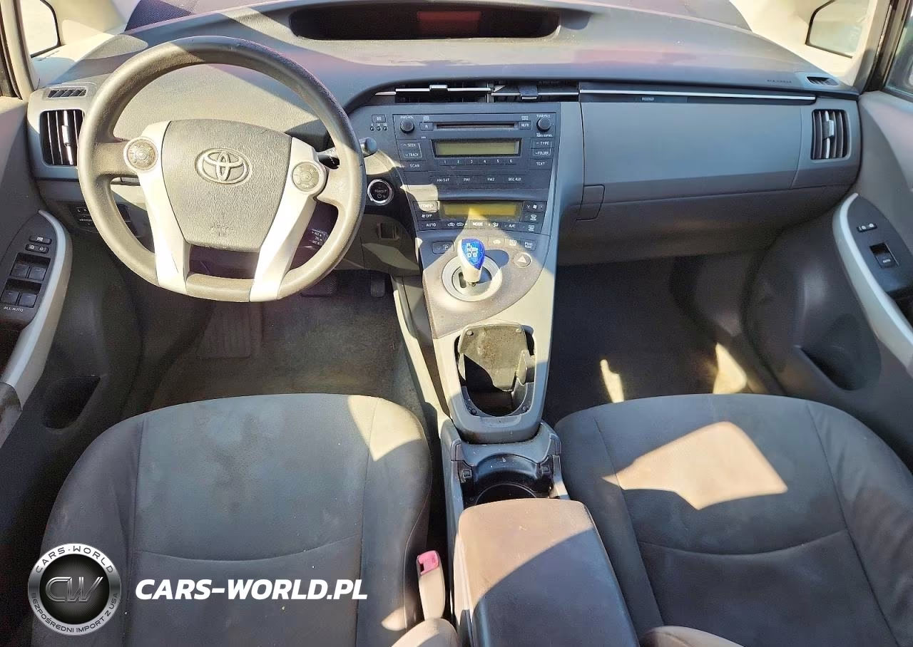 2011 Toyota Prius Two VIN:JTDKN3DU2B0317080 - 8