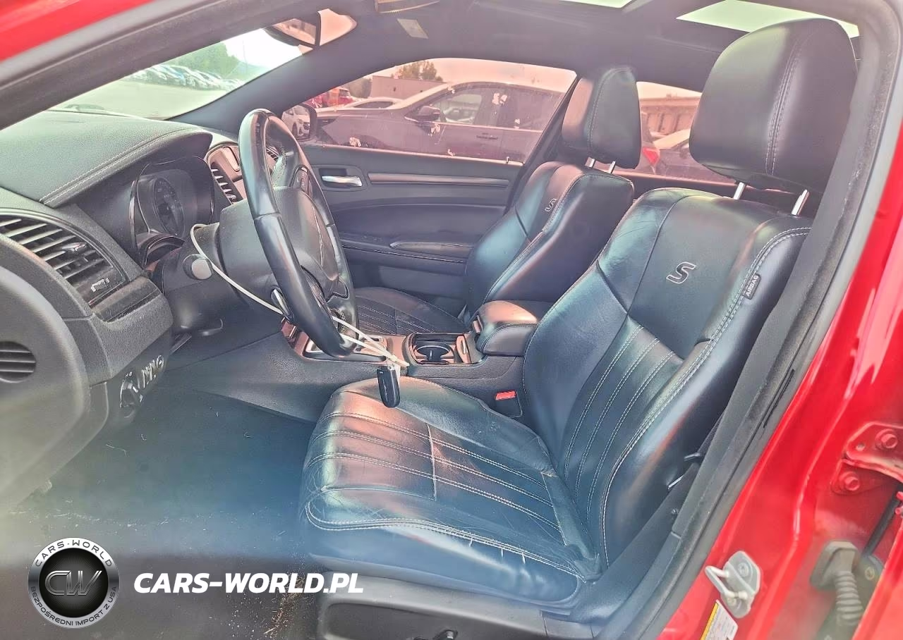 2015 Chrysler 300 S VIN:2C3CCABG5FH894008 - 7