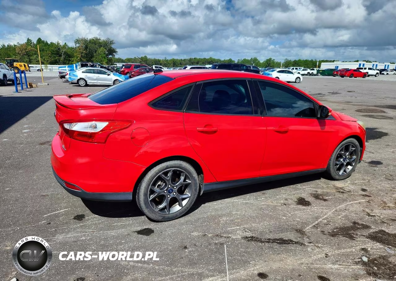 2013 Ford Focus Se VIN:1FADP3F29DL331497 - 3