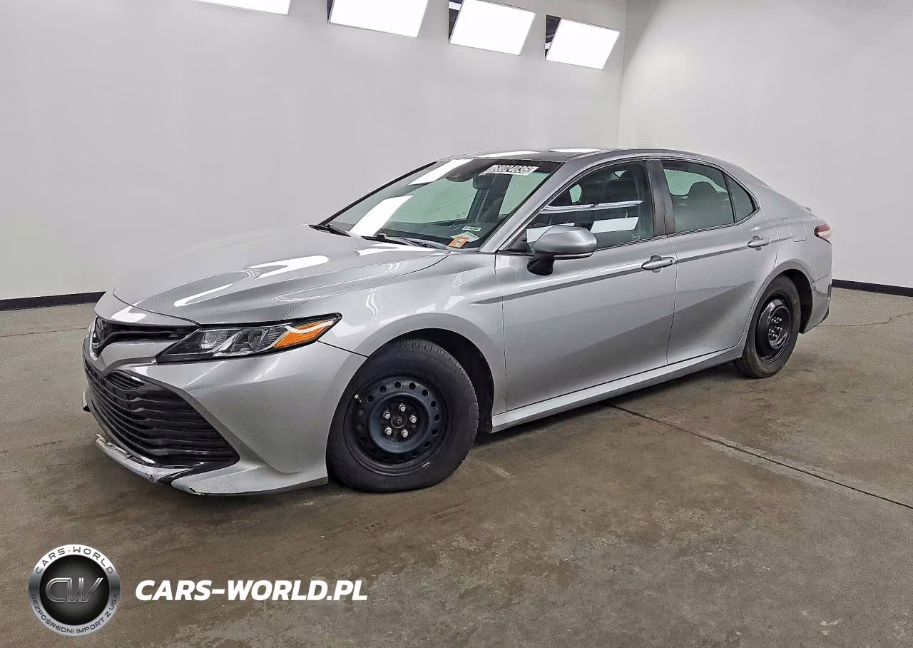 2018 Toyota Camry Le VIN:4T1B11HK5JU048956 - 1