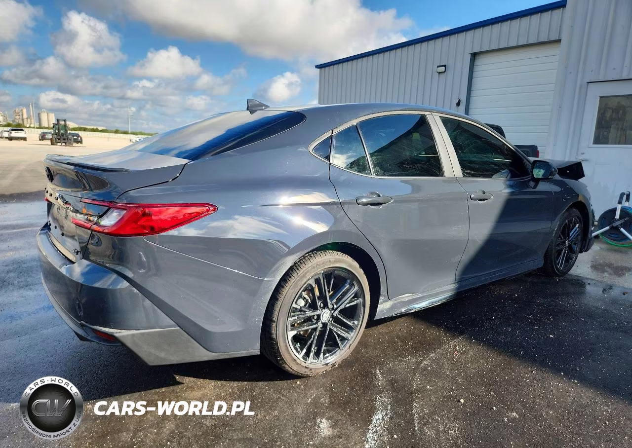 2026 Toyota Camry Se VIN:4T1DAACK4TU287112 - 3