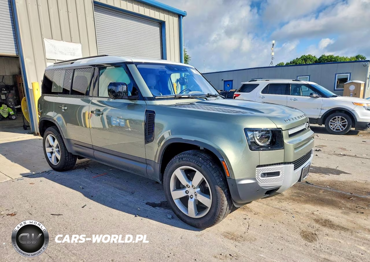 2022 Land Rover Defender 110 S VIN:SALEJ7RX8N2084309 - 4