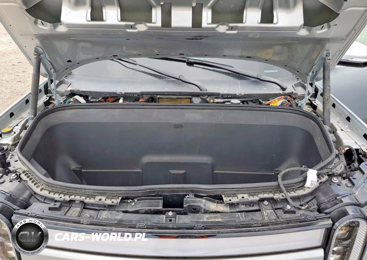 2023 Rivian R1S Adventure VIN:7PDSGABA0PN008136 - 12
