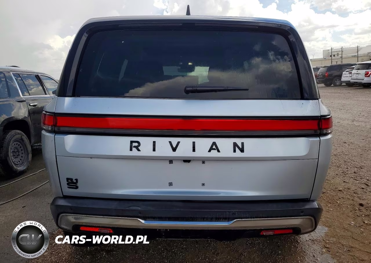 2023 Rivian R1S Adventure VIN:7PDSGABA0PN008136 - 6