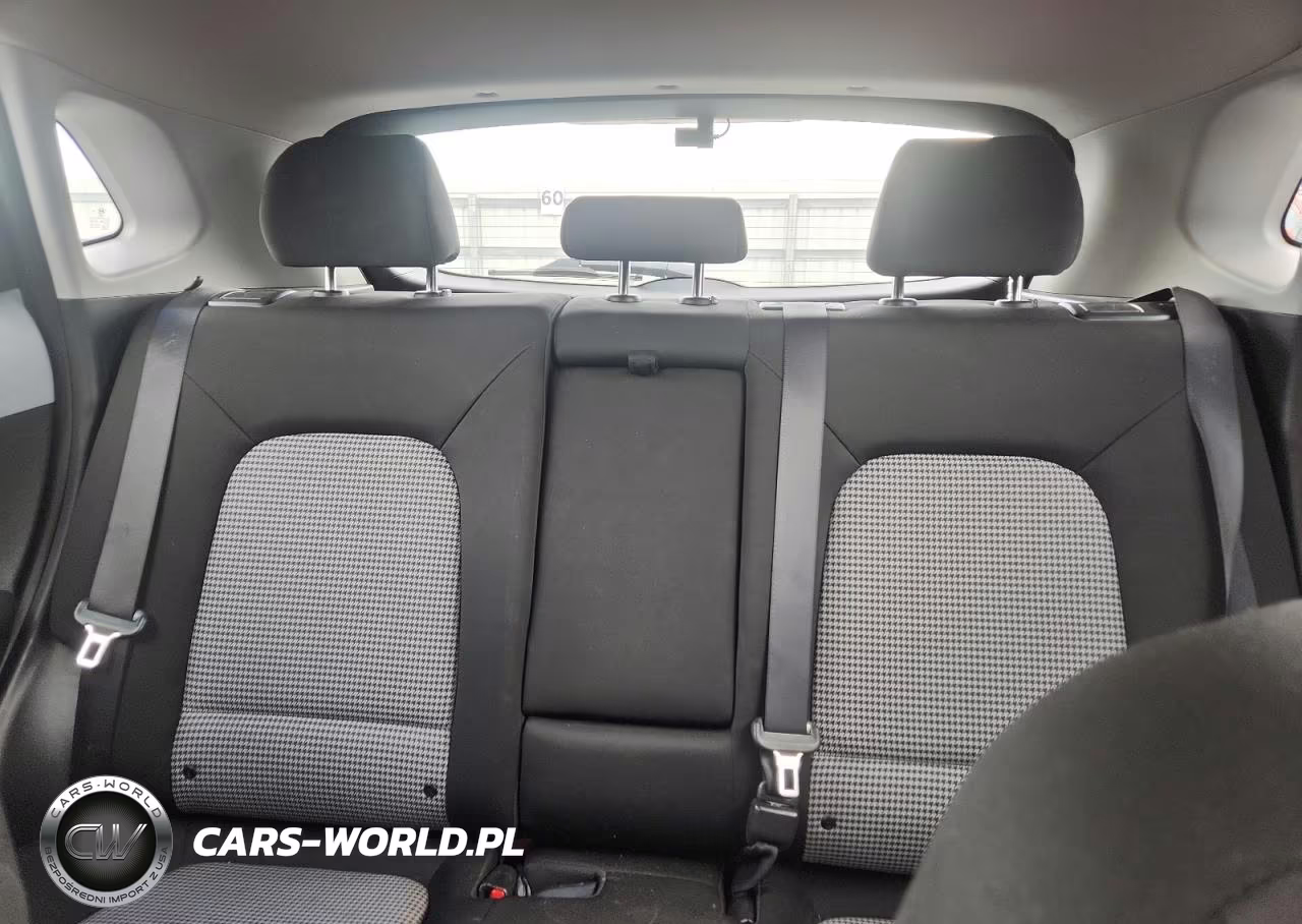 2021 Hyundai Kona Se VIN:KM8K12AA9MU751729 - 10