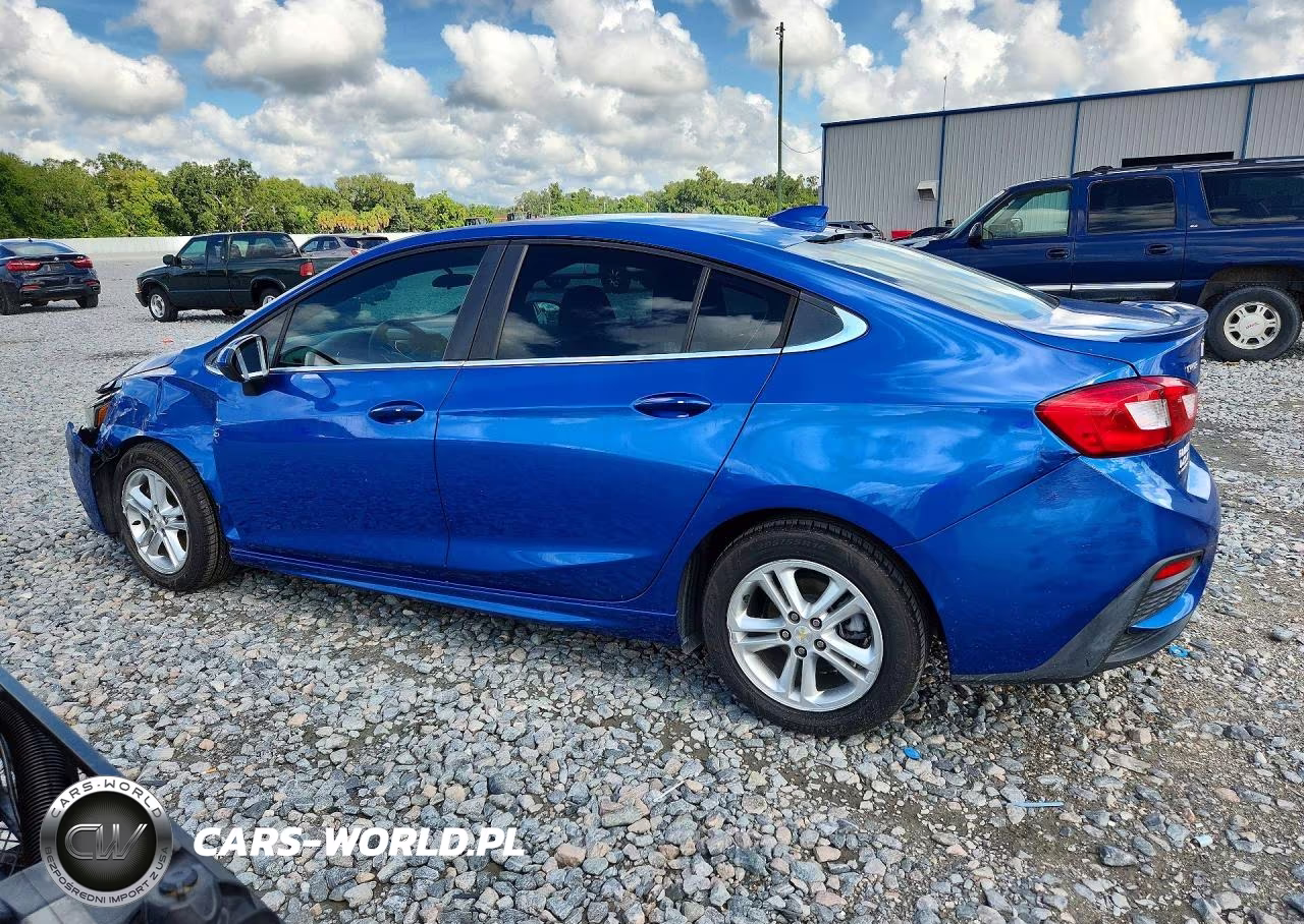 2017 Chevrolet Cruze Lt VIN:1G1BE5SM3H7140451 - 2