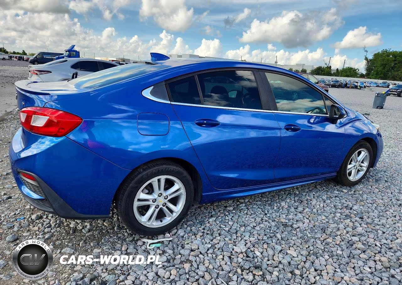 2017 Chevrolet Cruze Lt VIN:1G1BE5SM3H7140451 - 3