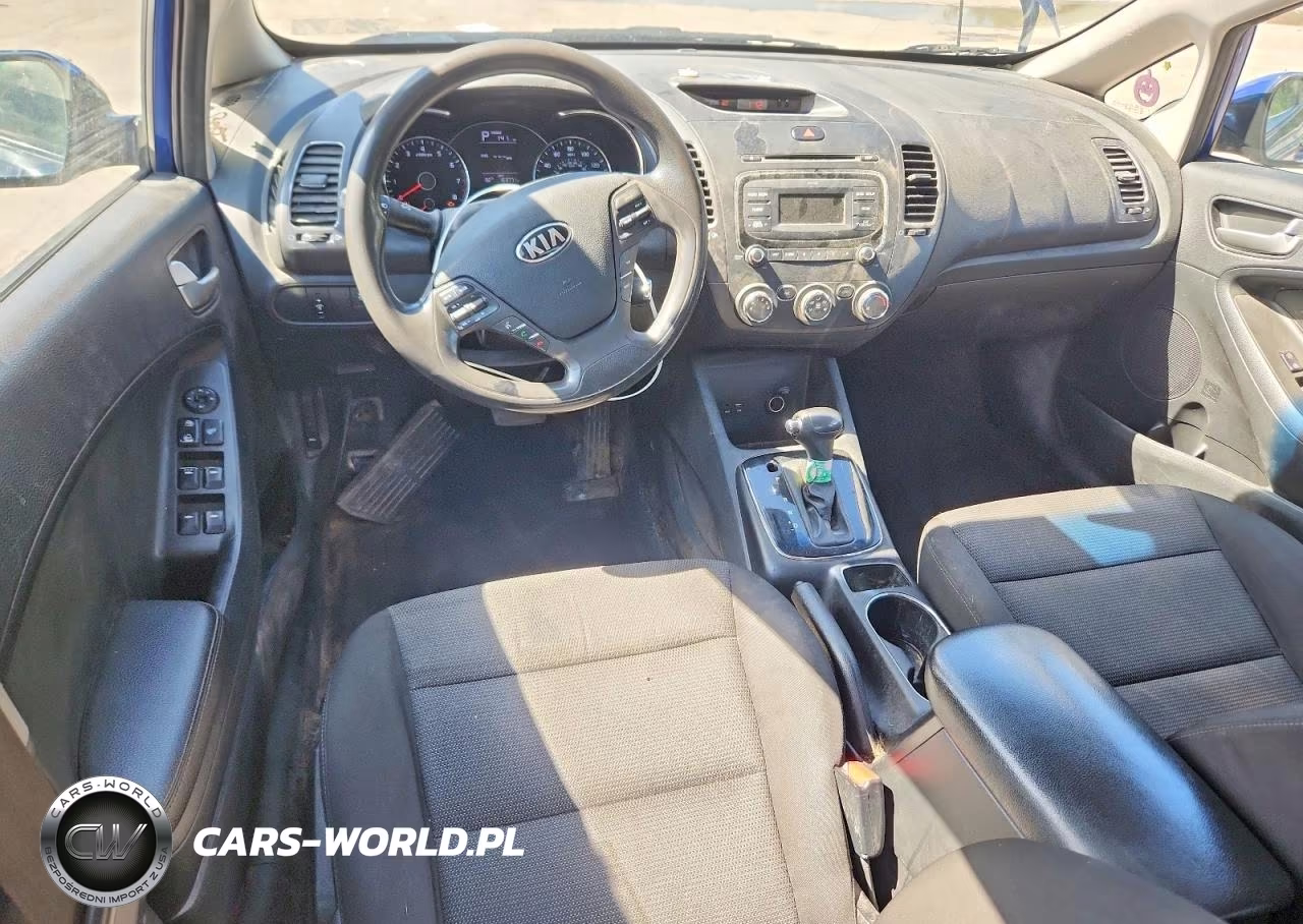 2018 Kia Forte Lx VIN:3KPFK4A71JE241646 - 8