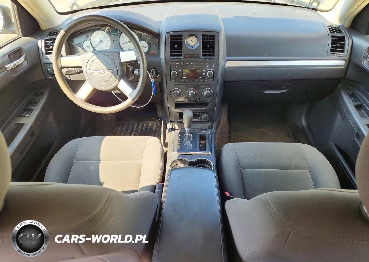 2008 Chrysler 300 Lx VIN:2C3KA43R18H210545 - 8