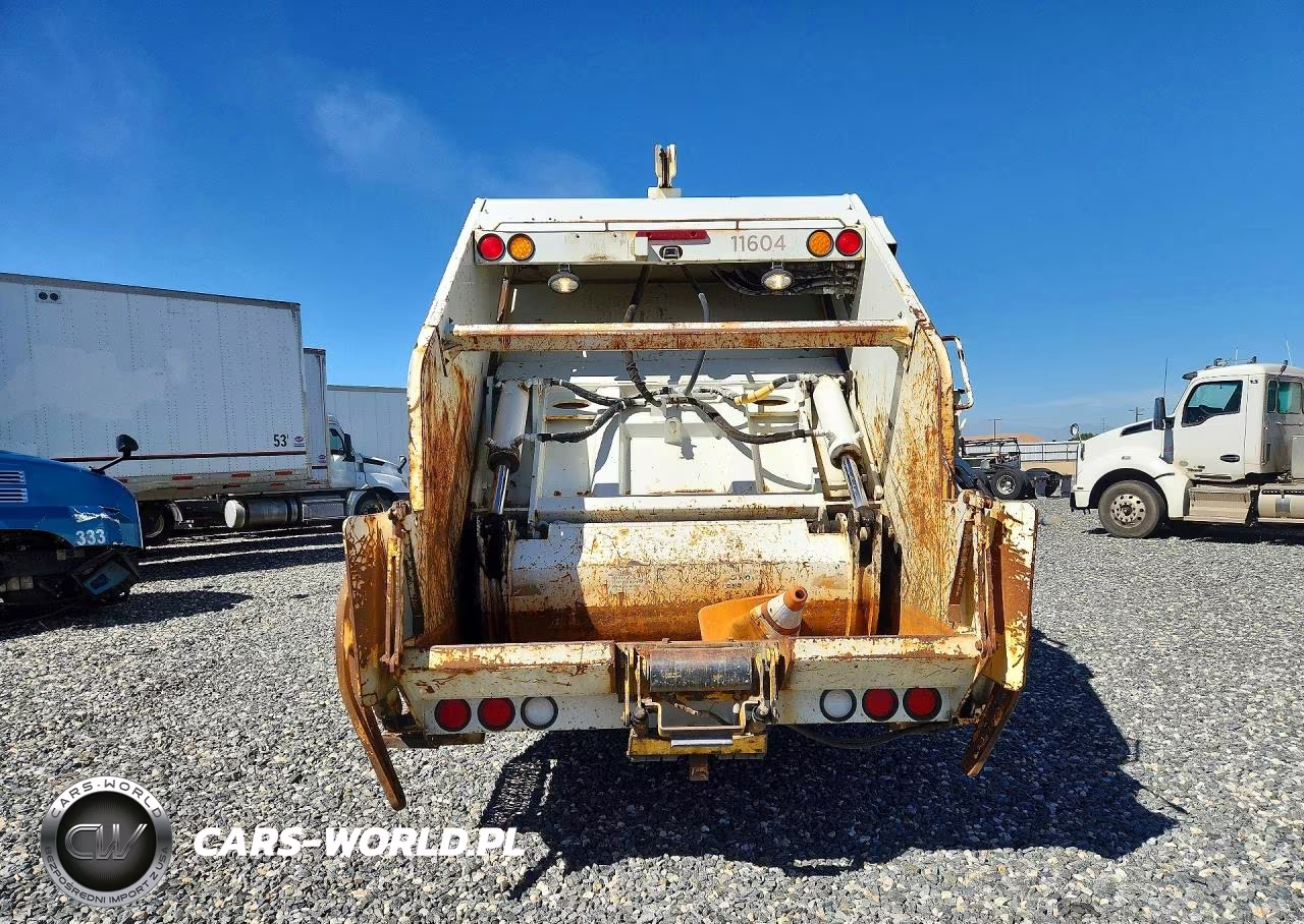 2011 International 4400 Refuse Truck VIN:1HTMKAAN6BH291428 - 6