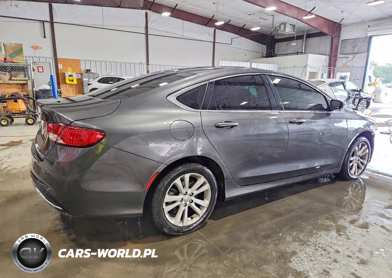 2015 Chrysler 200 Limited VIN:1C3CCCAB4FN575157 - 3