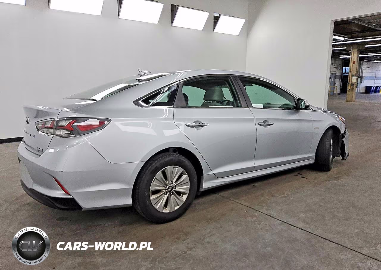 2018 Hyundai Sonata Hybrid Se VIN:KMHE24L33JA080138 - 3