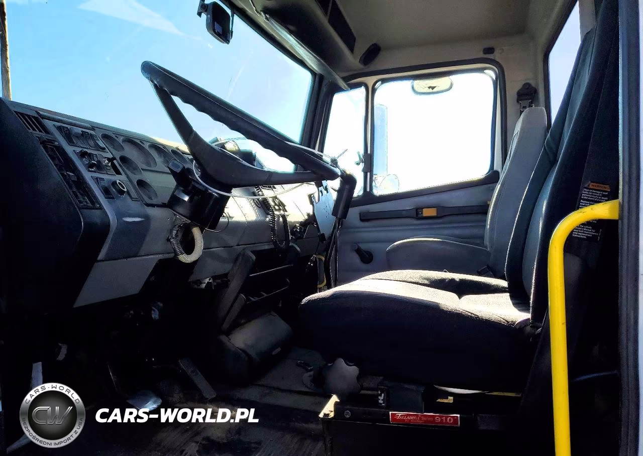 2000 Freightliner Fl70 Crane Truck VIN:1FV6HFBA2YHB99603 - 7