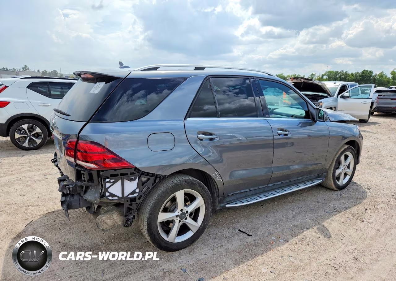 2017 Mercedes-Benz Gle 350 VIN:4JGDA5JB8HA984916 - 3