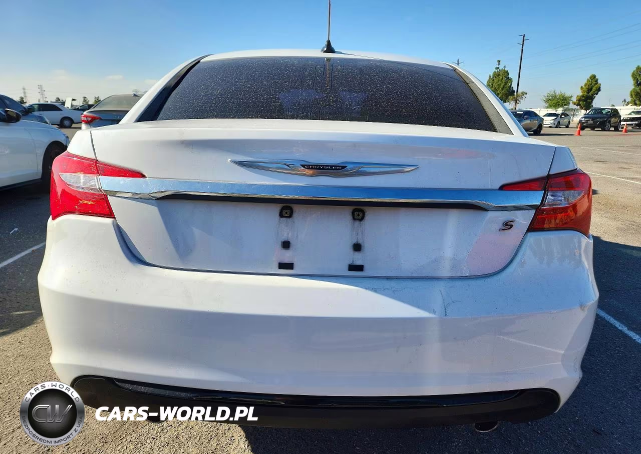 2011 Chrysler 200 S VIN:1C3BC8FG7BN611205 - 6