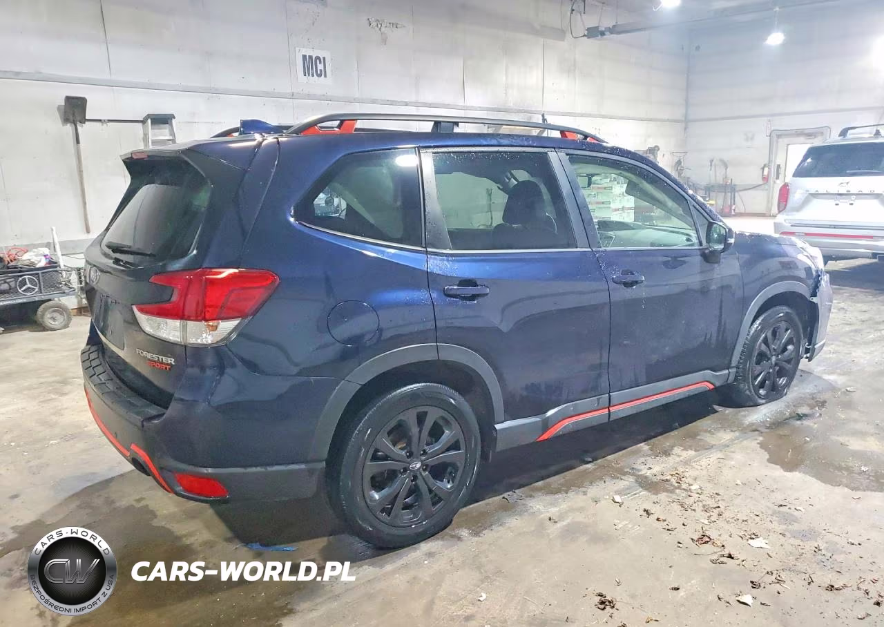 2019 Subaru Forester Sport VIN:JF2SKAPC3KH575336 - 3