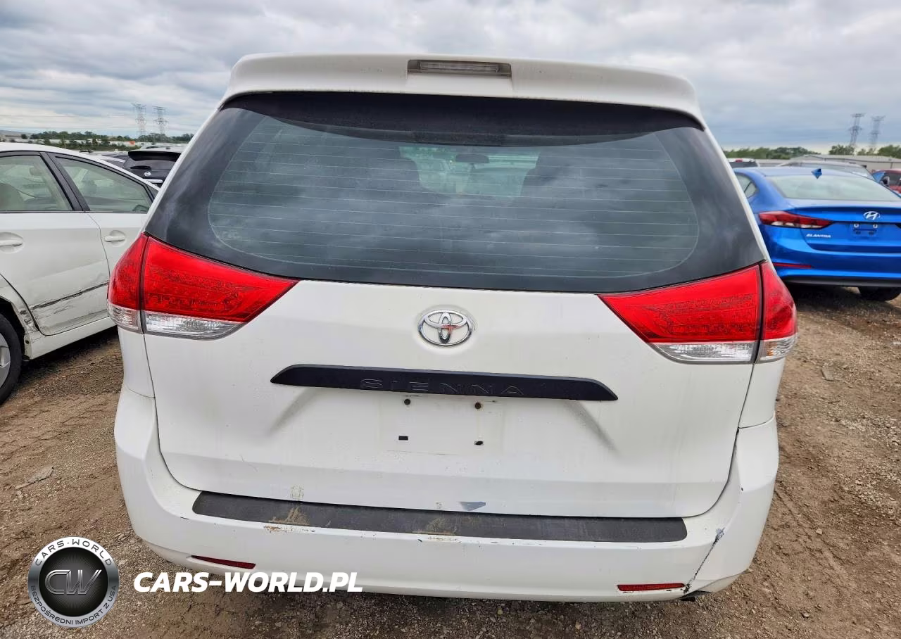 2012 Toyota Sienna Base 7-Passenger VIN:5TDKA3DC3CS010812 - 6