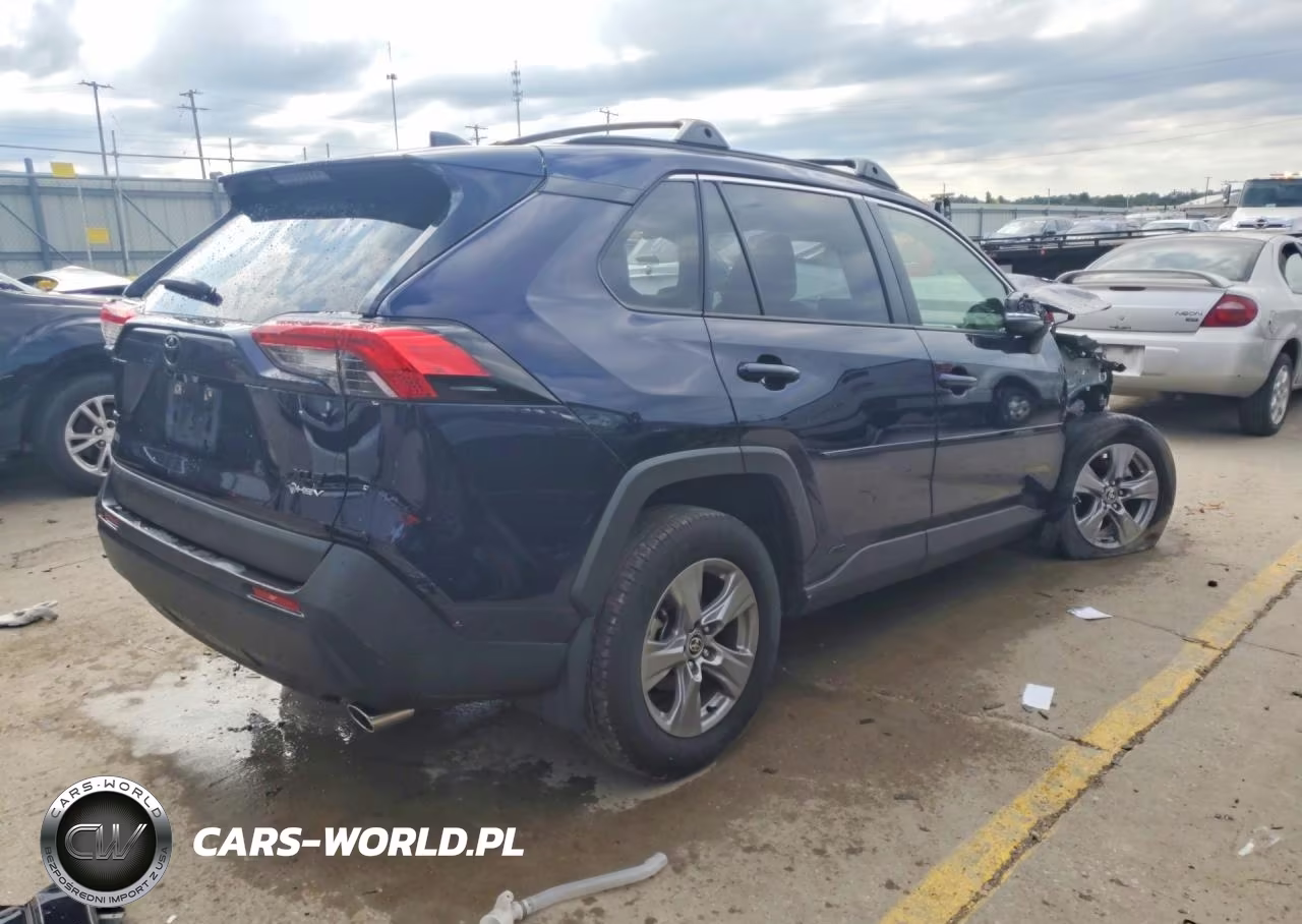 2025 Toyota Rav4 Hybrid Xle VIN:JTMRWRFV7SJ082285 - 3