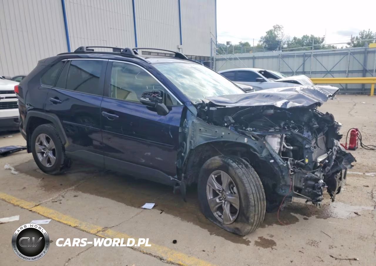 2025 Toyota Rav4 Hybrid Xle VIN:JTMRWRFV7SJ082285 - 4