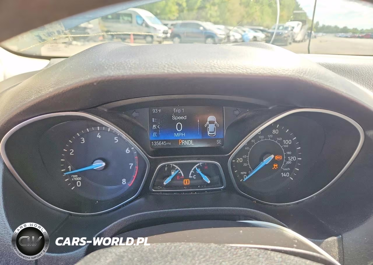2016 Ford Focus Se VIN:1FADP3F22GL374549 - 9