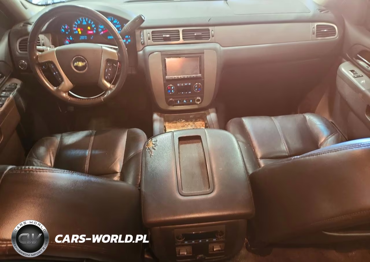 2010 Chevrolet Avalanche Lt VIN:3GNVKFE01AG225544 - 8
