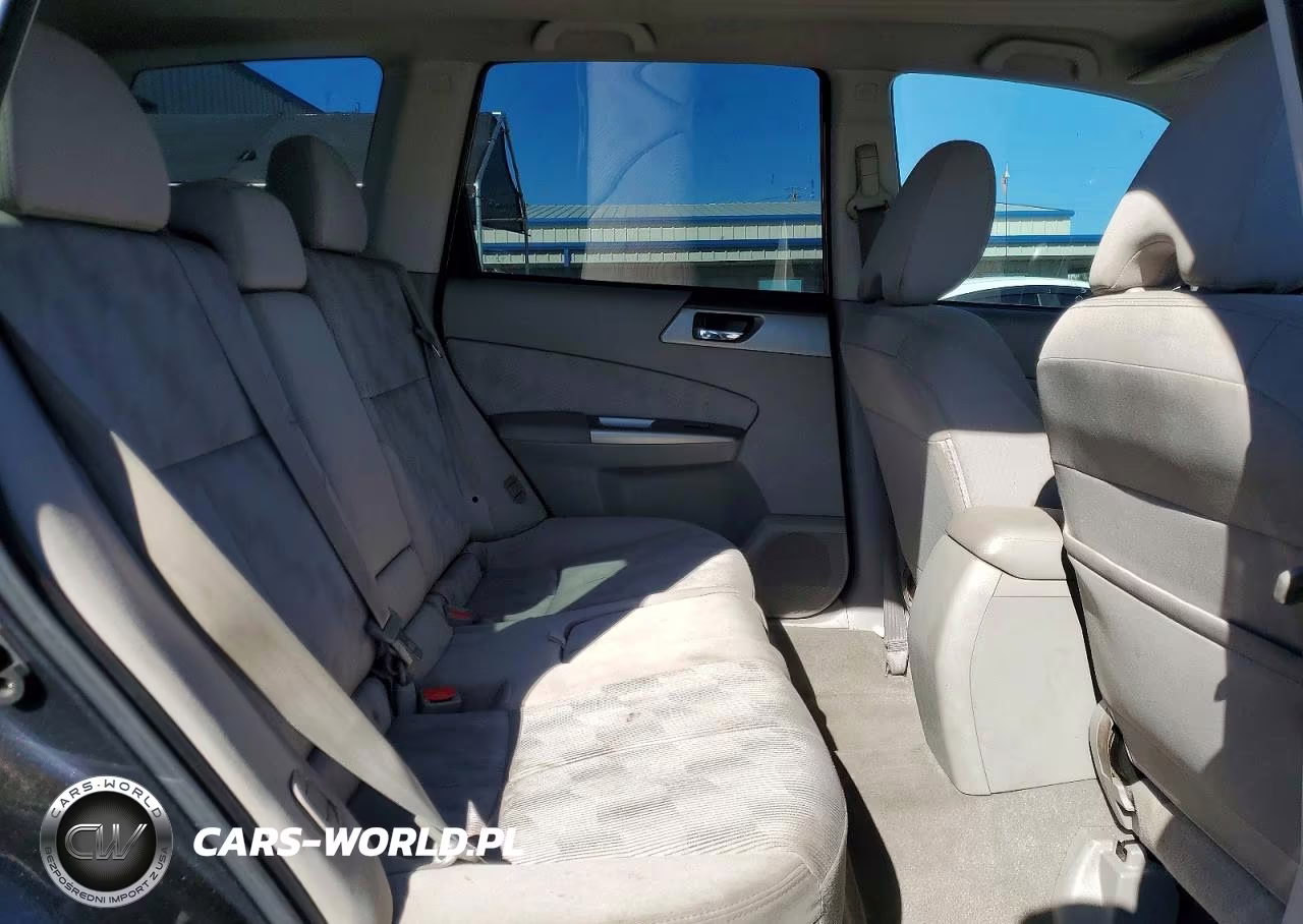 2009 Subaru Forester 2.5X Premium VIN:JF2SH63609H757775 - 10