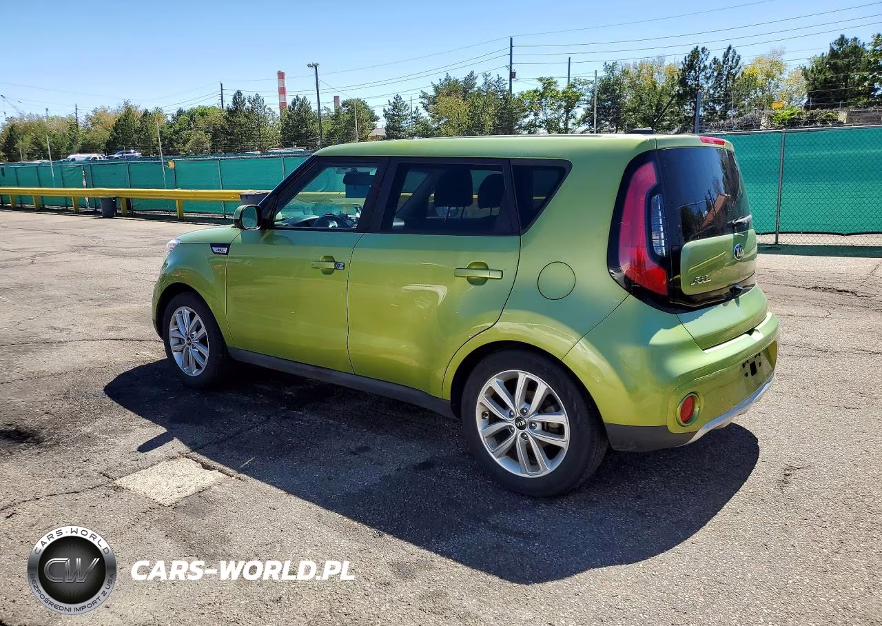 2018 Kia Soul + VIN:KNDJP3A5XJ7902109 - 2