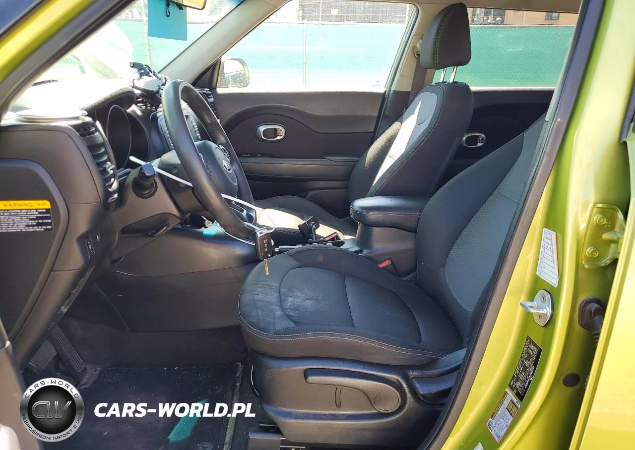 2018 Kia Soul + VIN:KNDJP3A5XJ7902109 - 7