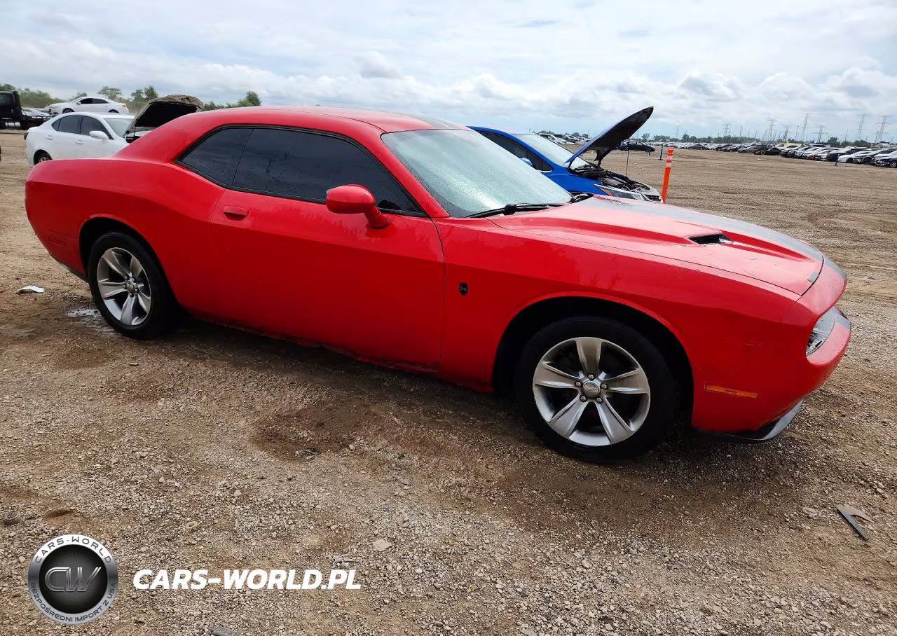 2016 Dodge Challenger Sxt VIN:2C3CDZAG4GH176951 - 4