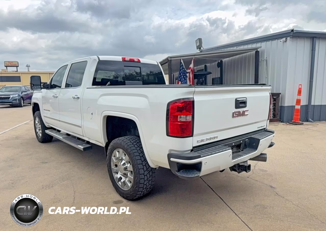 2015 GMC Sierra K2500 Denali VIN:1GT120E85FF601018 - 3