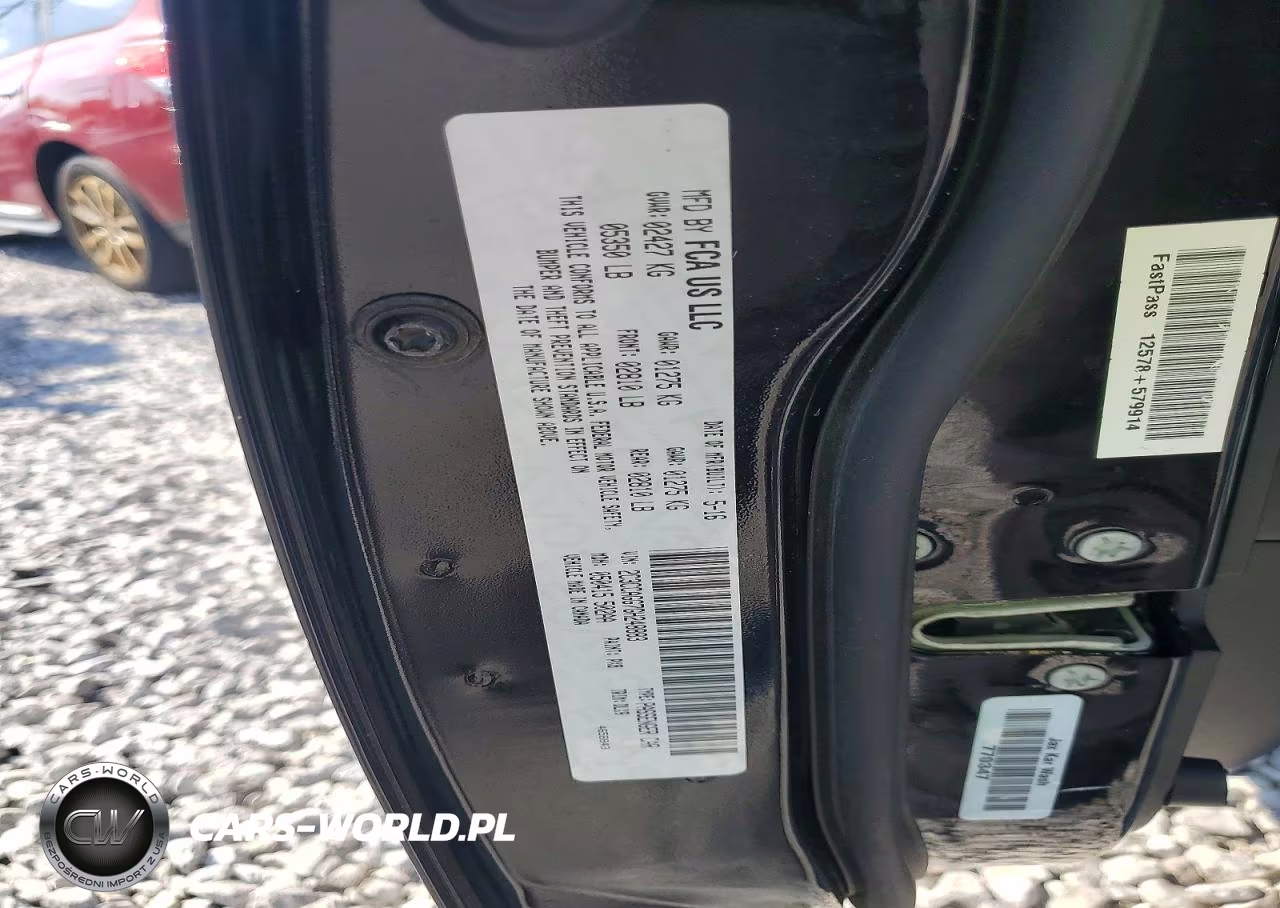 2016 Chrysler 300 S VIN:2C3CCAGG7GH248883 - 12