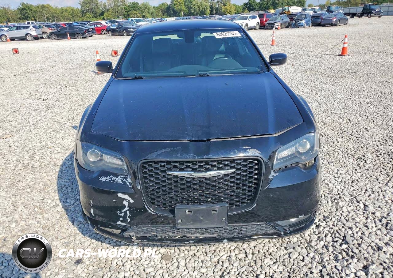 2016 Chrysler 300 S VIN:2C3CCAGG7GH248883 - 5