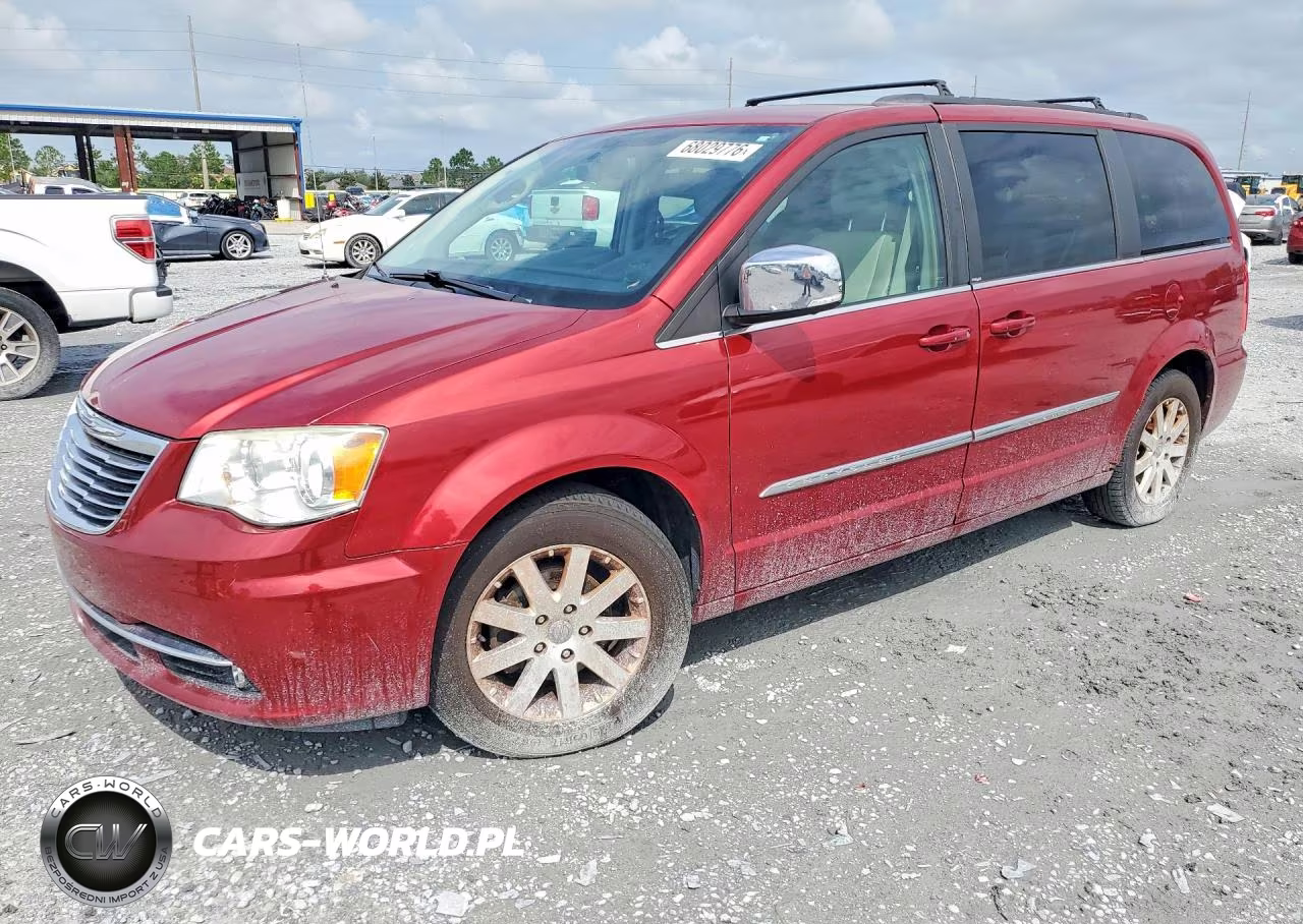 2011 Chrysler Town & Country Touring L