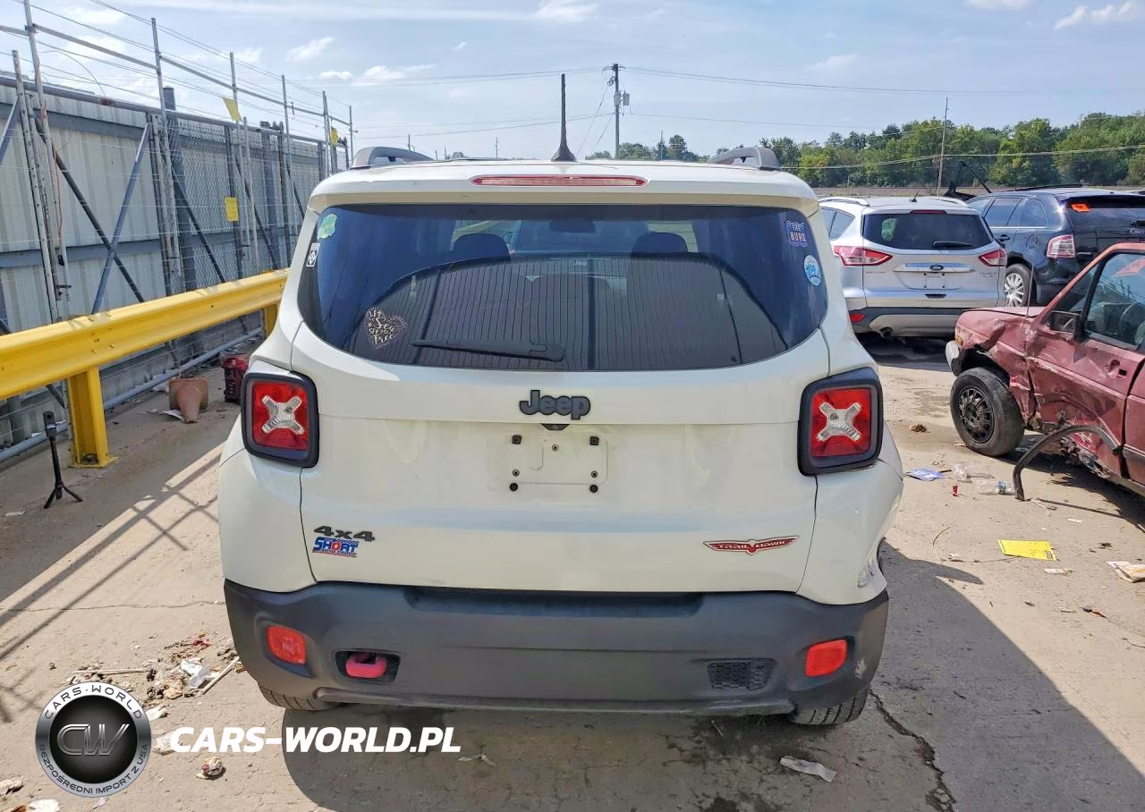 2016 Jeep Renegade Trailhawk VIN:ZACCJBCT2GPD63142 - 6