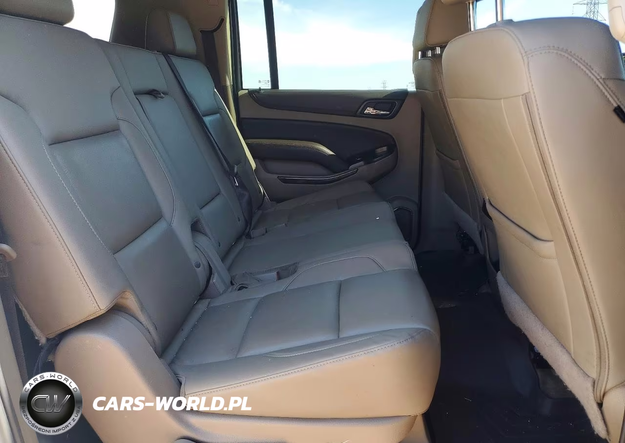 2019 Chevrolet Suburban C1500 Lt VIN:1GNSCHKC4KR120766 - 11