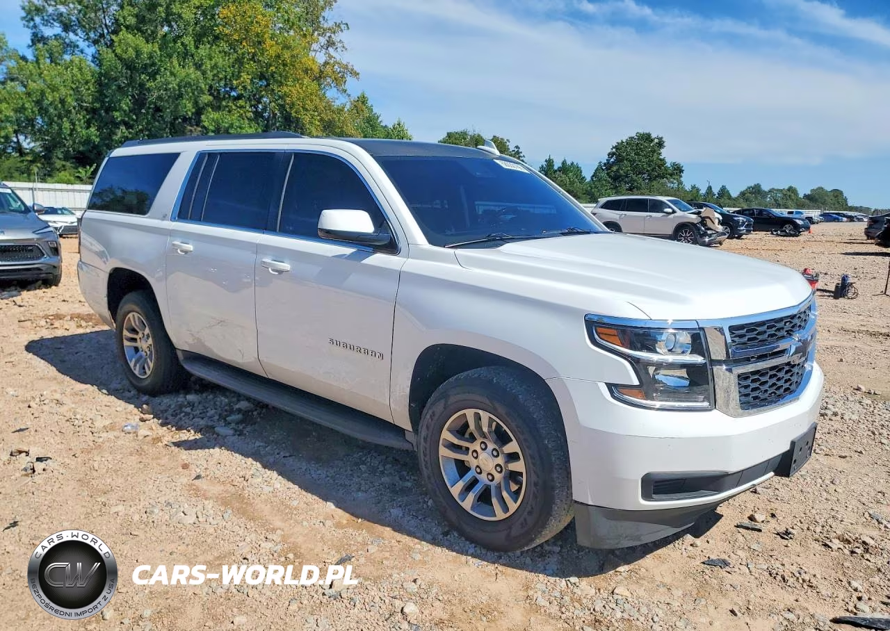 2019 Chevrolet Suburban C1500 Lt VIN:1GNSCHKC4KR120766 - 4