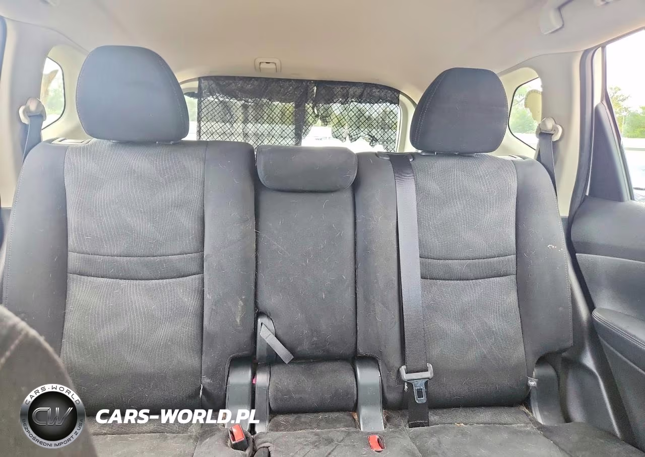 2016 Nissan Rogue S VIN:5N1AT2MV5GC920644 - 10