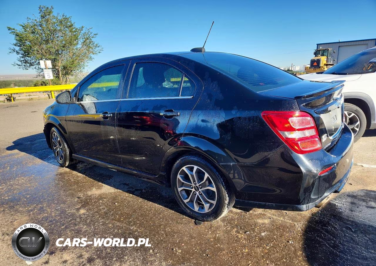 2019 Chevrolet Sonic Lt VIN:1G1JD5SB2K4112582 - 2