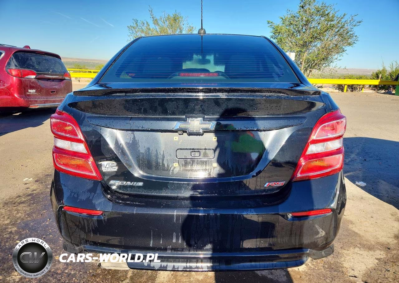2019 Chevrolet Sonic Lt VIN:1G1JD5SB2K4112582 - 6