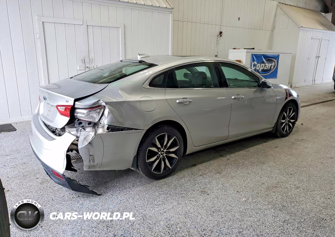2018 Chevrolet Malibu Lt VIN:1G1ZD5ST8JF118904 - 3