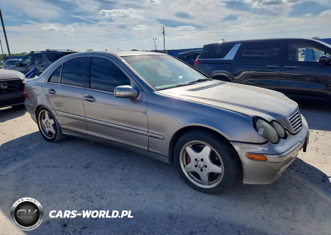 2004 Mercedes-Benz C 230K Sport Sedan VIN:WDBRF40J94F512198 - 4