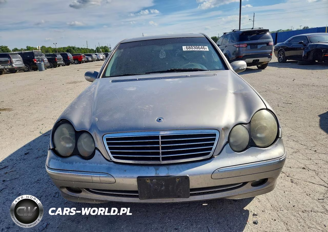 2004 Mercedes-Benz C 230K Sport Sedan VIN:WDBRF40J94F512198 - 5