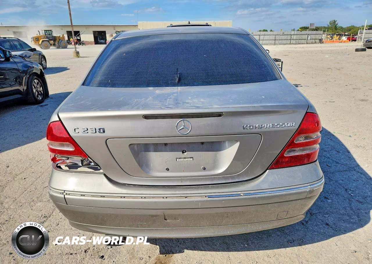 2004 Mercedes-Benz C 230K Sport Sedan VIN:WDBRF40J94F512198 - 6