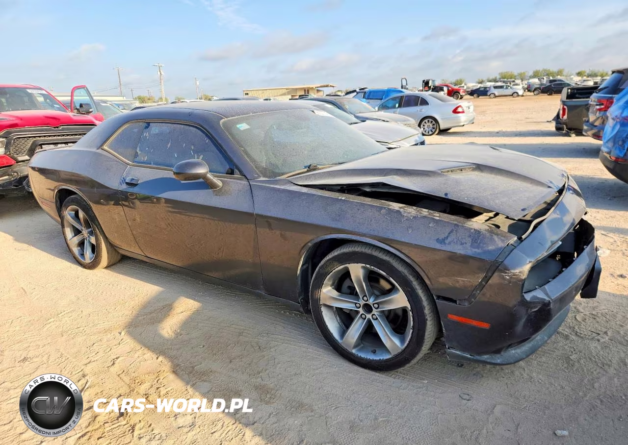 2015 Dodge Challenger Sxt VIN:2C3CDZAG1FH811672 - 4