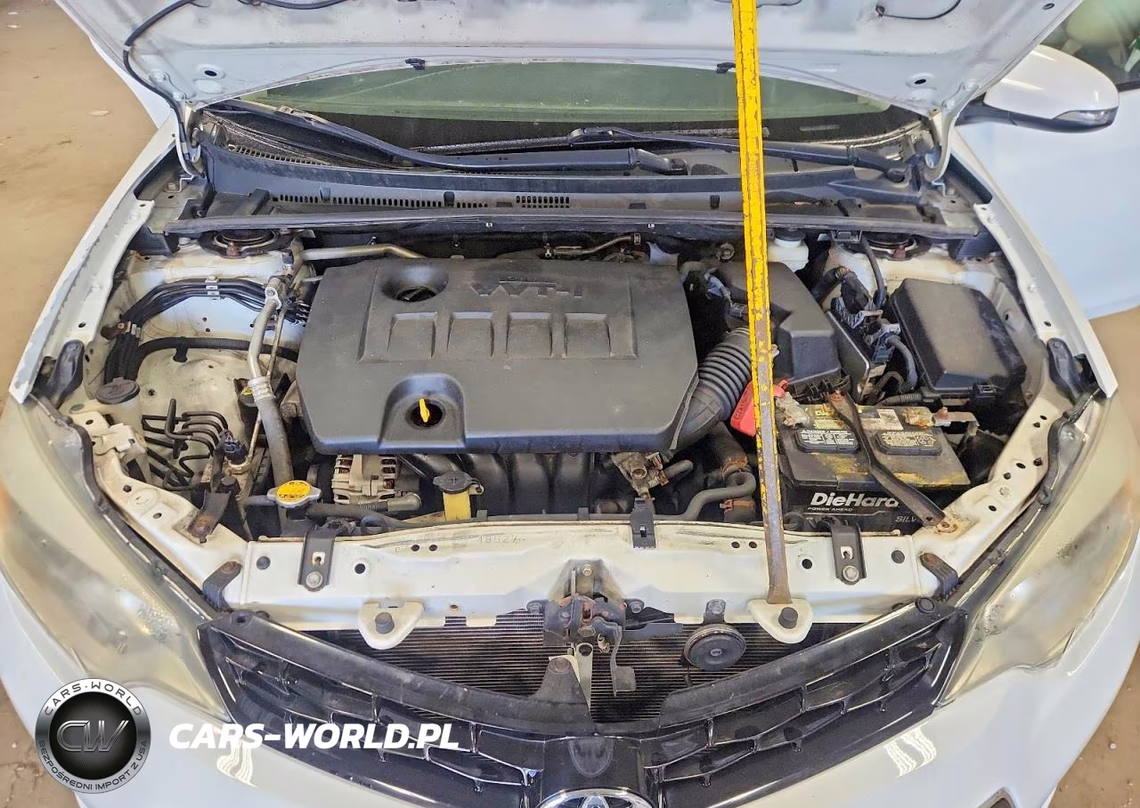 2014 Toyota Corolla S Plus VIN:5YFBURHE1EP074090 - 11