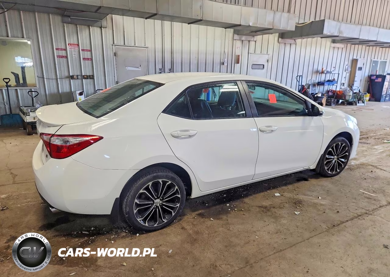 2014 Toyota Corolla S Plus VIN:5YFBURHE1EP074090 - 3